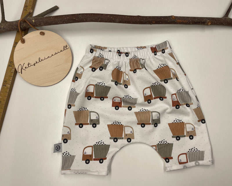 Kurzer Jogger 9-12 Monate
