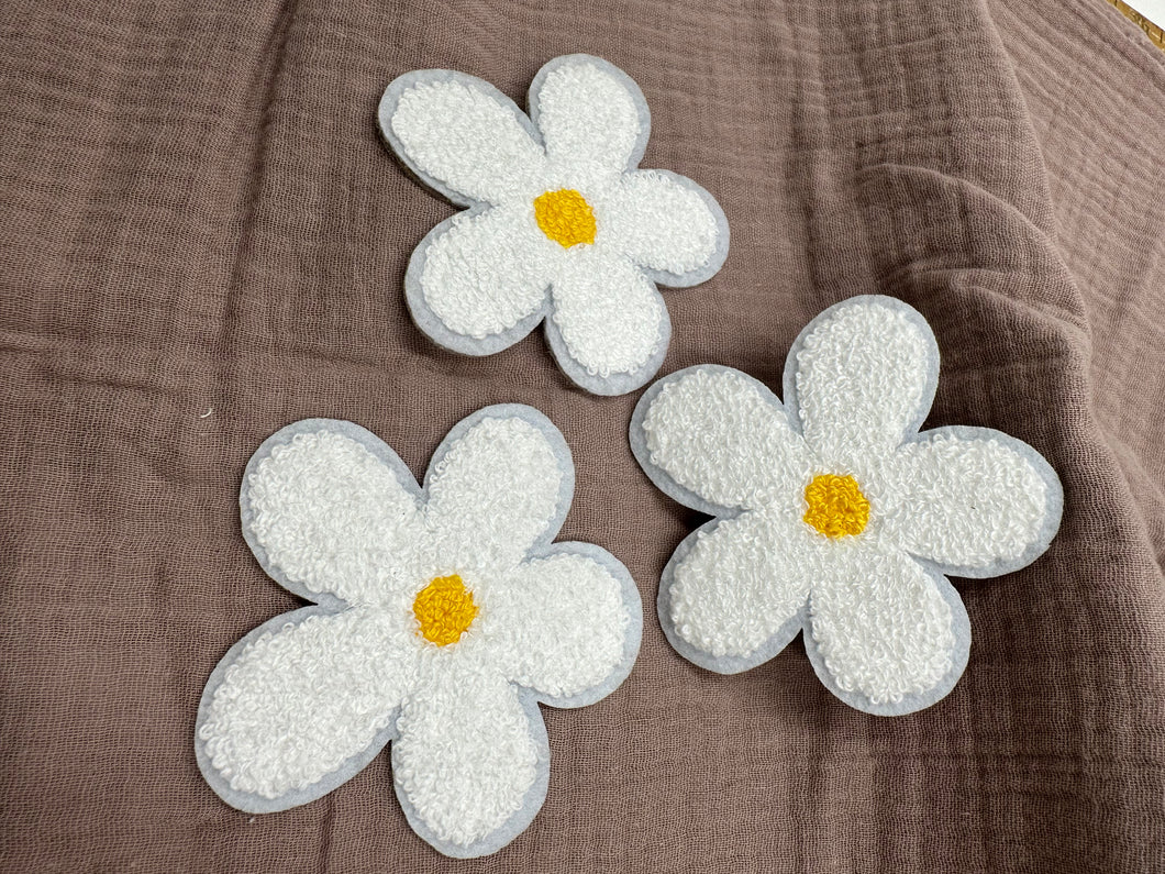 Chenille Patch weisse Blume