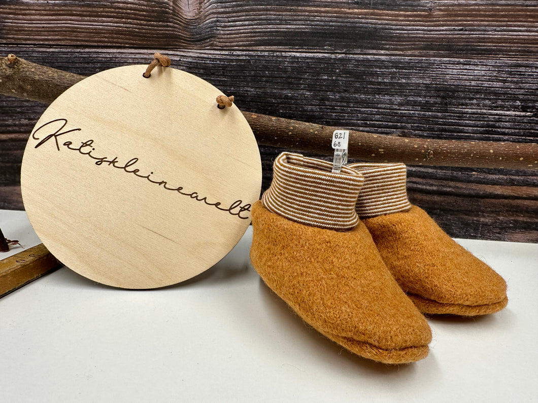 Socken/Puschen Gr. 62/68