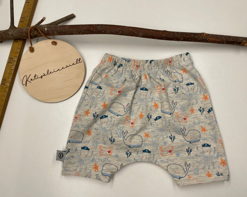 Kurzer Jogger 6-9 Monate