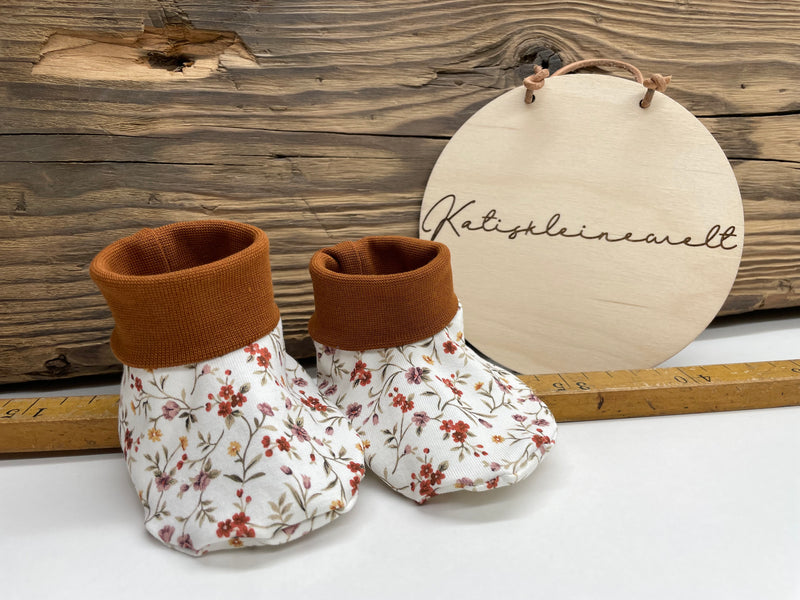 Socken/Puschen Gr. 62/68